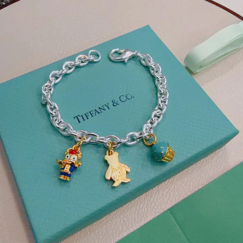 Tiffany & Co. Delicate Classic Silver Bracelet